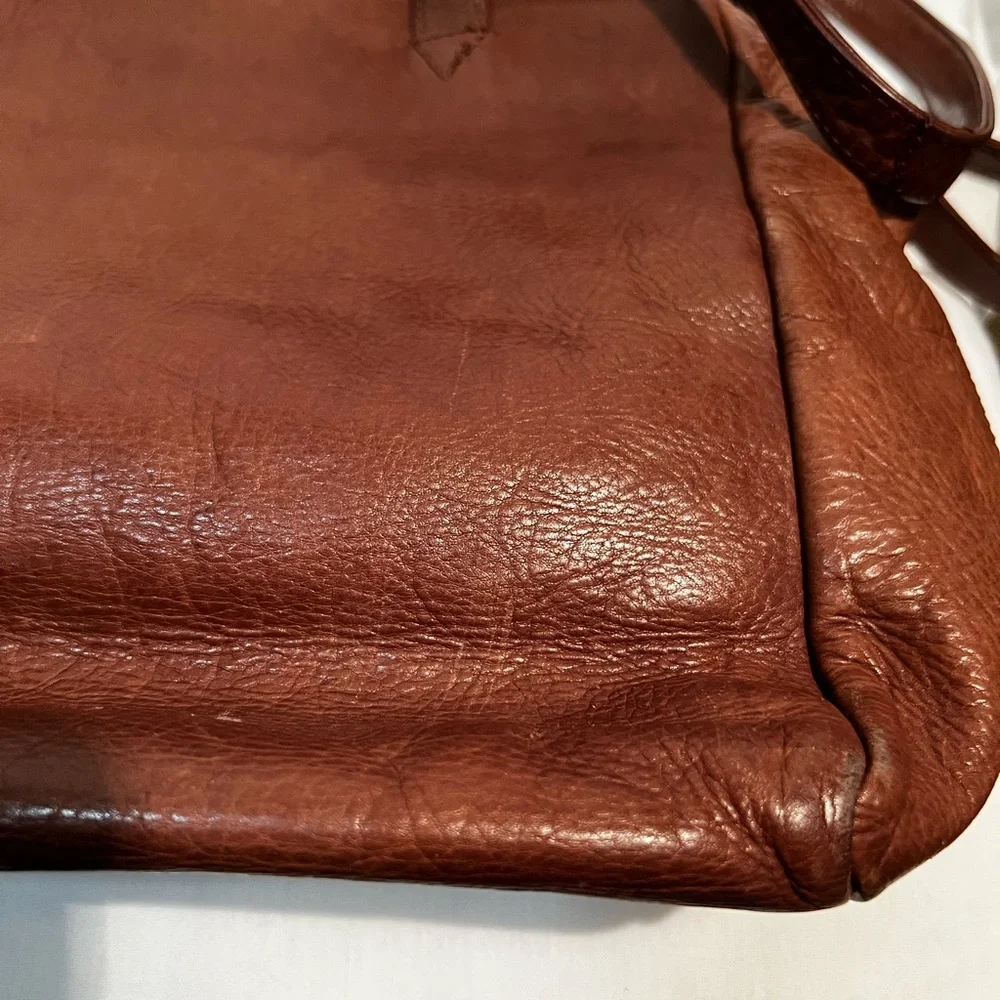 Wilsons Leather Shoulder Bag